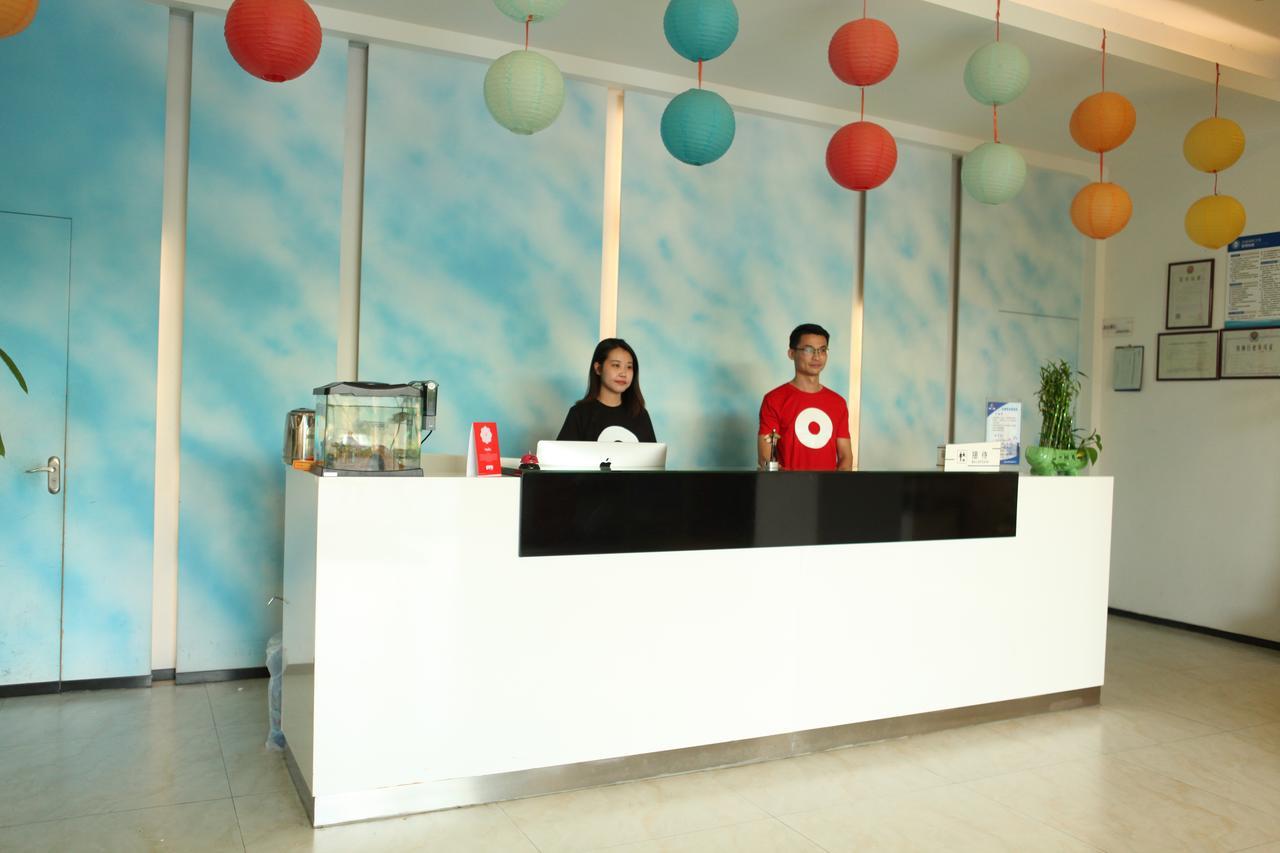 Oyo8001 Tiandi Hotel Shenzhen Dış mekan fotoğraf