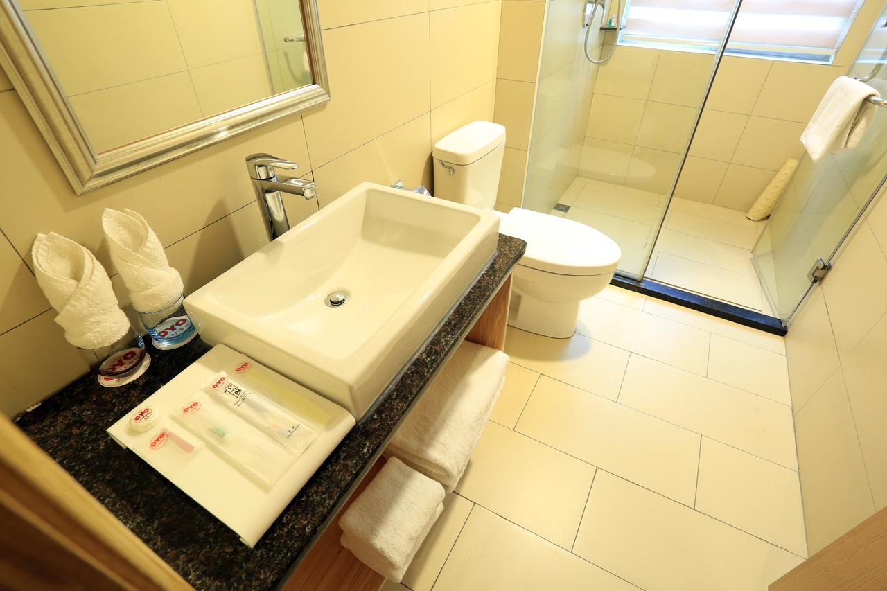 Oyo8001 Tiandi Hotel Shenzhen Dış mekan fotoğraf