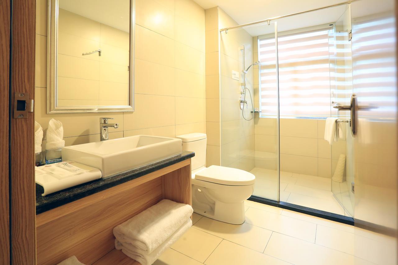 Oyo8001 Tiandi Hotel Shenzhen Dış mekan fotoğraf